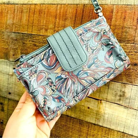 NWOT Sakroots Artist Circle Smartphone Wallet/Wristlet - Picture 6 of 13